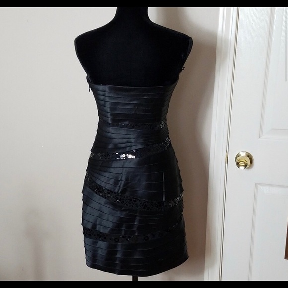 Brand New BCBGMaxaria Strapless Dress - Picture 3 of 8